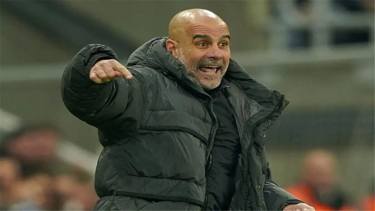 مدرب نادٍ إسباني يعرض خدماته على مانشستر سيتي لخلافة بيب جوارديولا